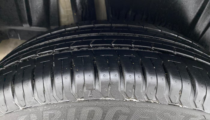 2022 Maruti Ertiga VXI CNG, CNG, Manual, 6,468 km, Right Rear Tyre Tread