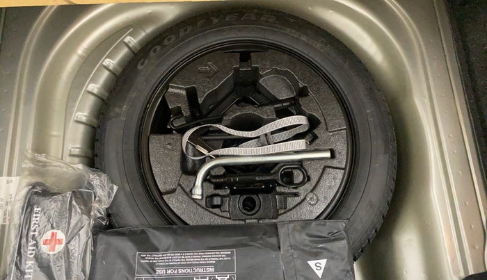 2016 Skoda Octavia AMBITION 2.0 TDI CR, Diesel, Manual, 65,240 km, Spare Tyre