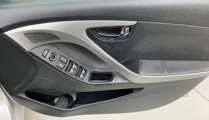 2016 Hyundai New Elantra 2.0 SX AT PETROL, Petrol, Automatic, 88,411 km, Driver Side Door Panels Control