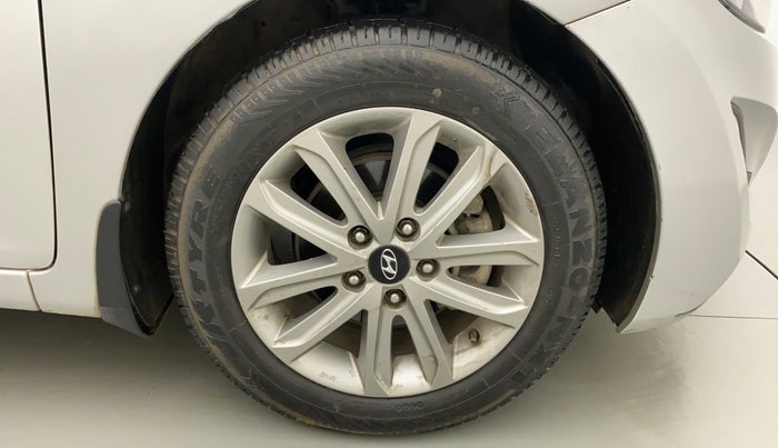 2016 Hyundai New Elantra 2.0 SX AT PETROL, Petrol, Automatic, 88,411 km, Right Front Wheel