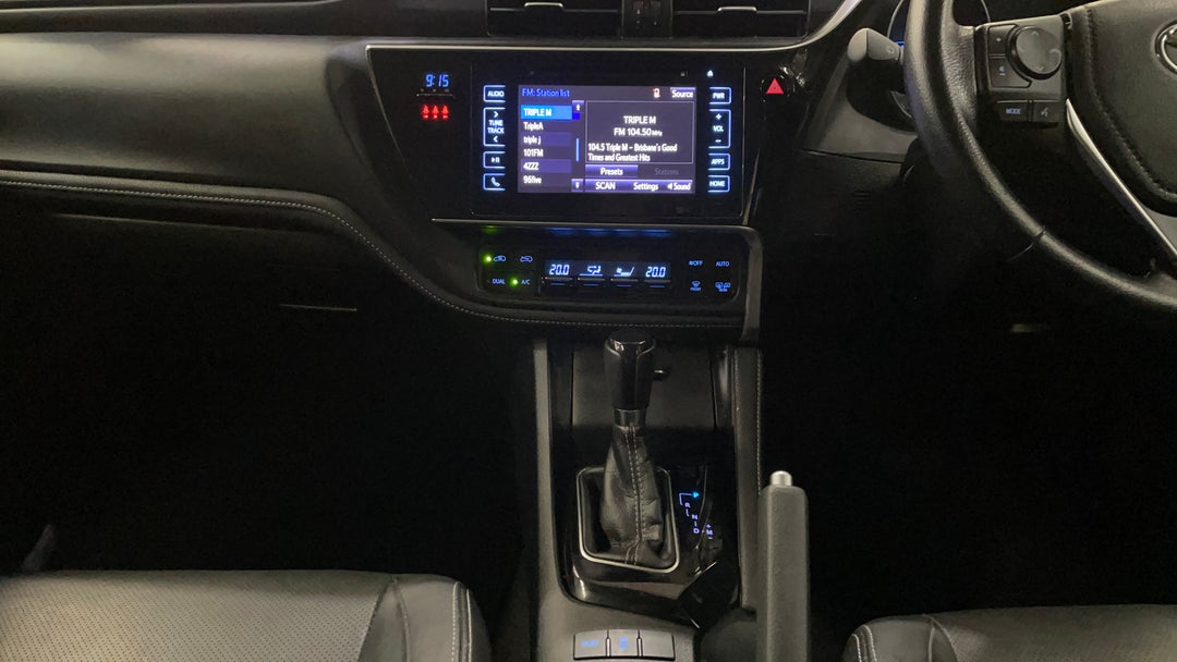 2017 Toyota Corolla Zr, Automatic, 100026 km, Center Console