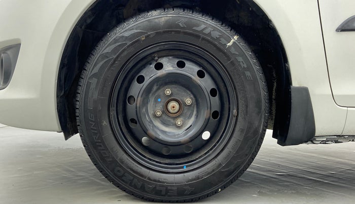 2013 Maruti Swift VDI, Diesel, Manual, 68,445 km, Left Front Wheel