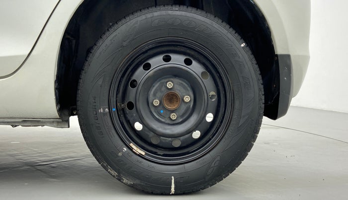 2013 Maruti Swift VDI, Diesel, Manual, 68,445 km, Left Rear Wheel