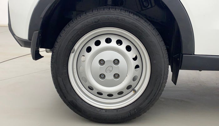 2023 Tata NEXON XE PETROL, Petrol, Manual, 390 km, Right Rear Wheel