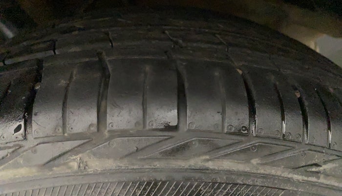 2021 Tata NEXON XZ PLUS PETROL, Petrol, Manual, 31,679 km, Left Front Tyre Tread