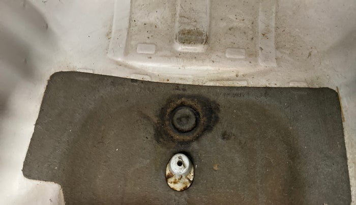 2012 Honda City V MT PETROL, Petrol, Manual, 60,020 km, Boot floor - Slight discoloration
