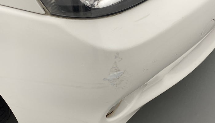 2013 Toyota Etios Liva G, Petrol, Manual, 37,526 km, Front bumper - Minor scratches