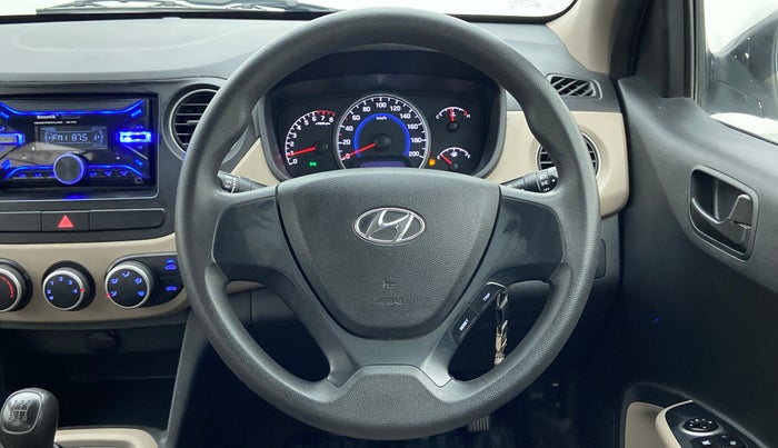 2017 Hyundai Grand i10 MAGNA 1.2 KAPPA VTVT, Petrol, Manual, 17,003 km, Steering Wheel Close Up