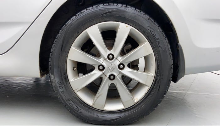 2013 Hyundai Verna FLUIDIC 1.6 SX VTVT, Petrol, Manual, 68,947 km, Left Rear Wheel