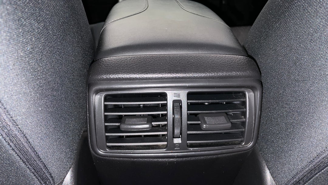 Rear A/C Vent