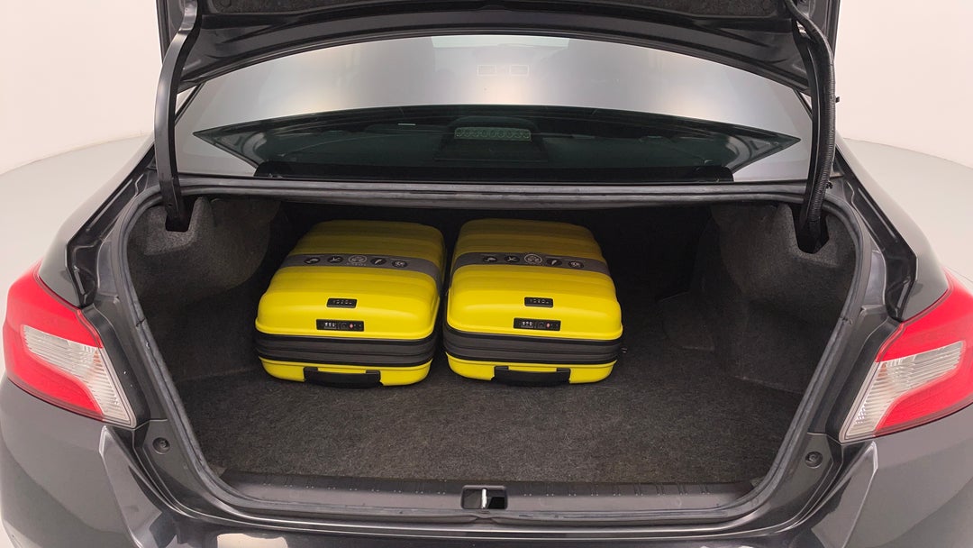 2018 Subaru WRX Premium (awd), Automatic, 94078 km, Boot Inside View with Luggage