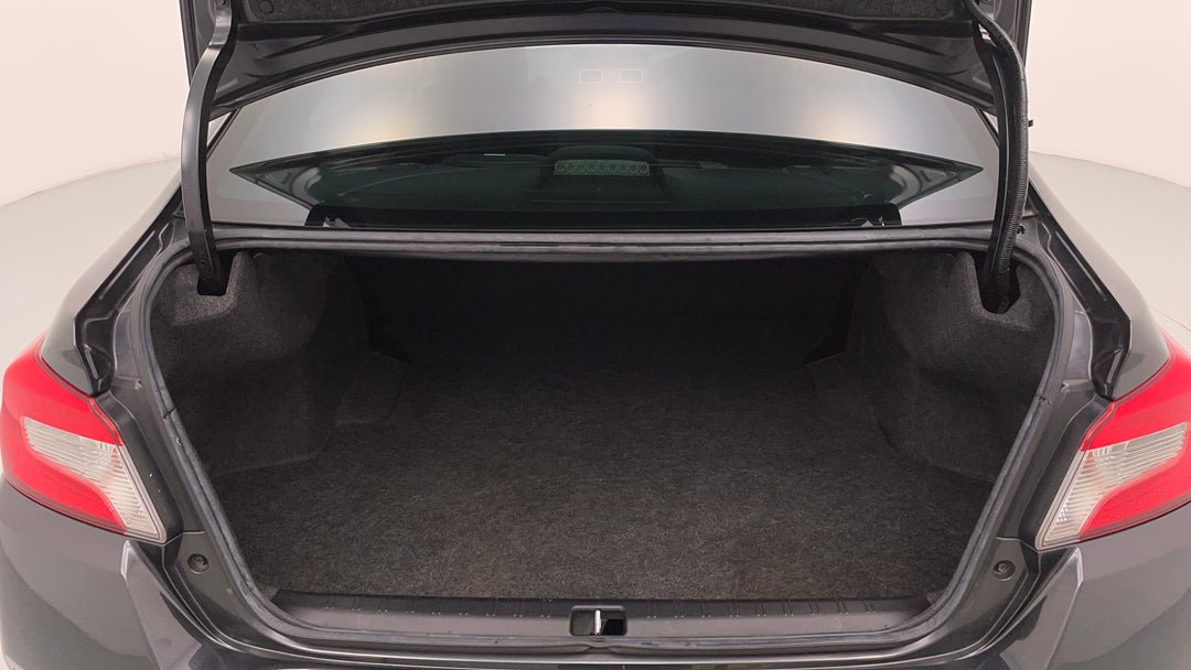 2018 Subaru WRX Premium (awd), Automatic, 94078 km, Boot Inside View