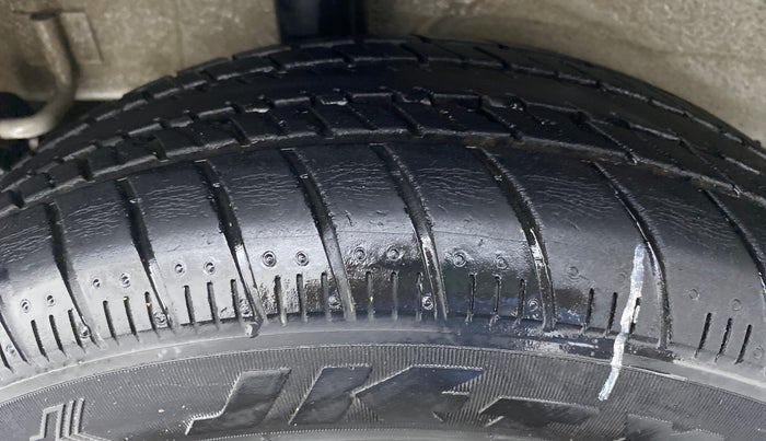 2017 Maruti Celerio VXI d, Petrol, Manual, 24,582 km, Right Rear Tyre Tread
