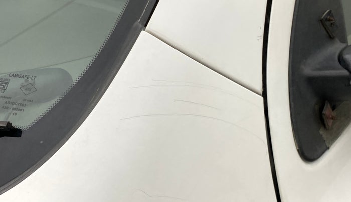 2016 Nissan Micra XV CVT, Petrol, Automatic, 33,902 km, Left fender - Minor scratches