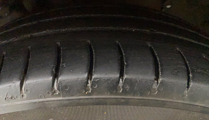2018 Maruti Celerio VXI CNG, CNG, Manual, 49,294 km, Left Rear Tyre Tread