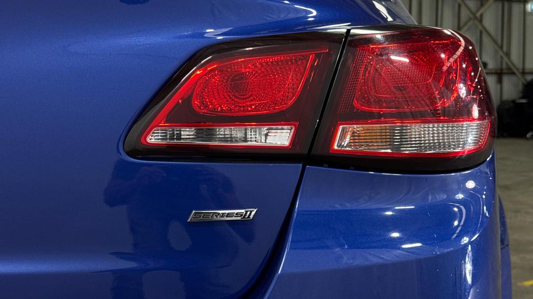2016 Holden Commodore Sv6 Black Edition, Automatic, 140048 km, Badge (Boot Right Side)