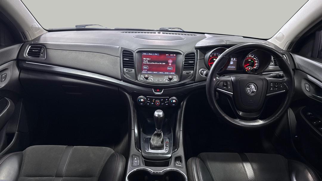 2016 Holden Commodore Sv6 Black Edition, Automatic, 140048 km, Dashboard View