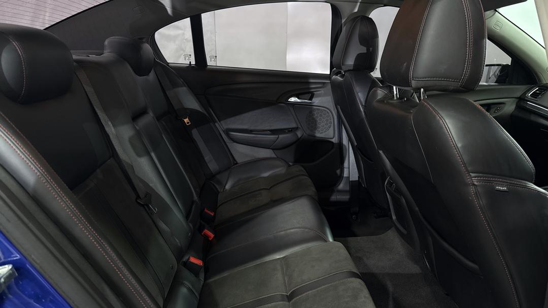 2016 Holden Commodore Sv6 Black Edition, Automatic, 140048 km, Right Side Rear Door Cabin View