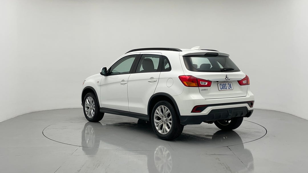 Left Back Diagonal (45- Degree) View