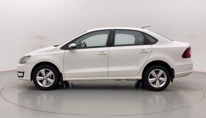 2016 Skoda Rapid AMBITION 1.5 TDI, Diesel, Manual, 1,35,459 km, Left Side