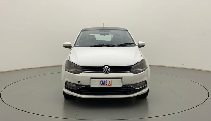 2015 Volkswagen Polo HIGHLINE1.2L, Petrol, Manual, 1,09,697 km, Top Features