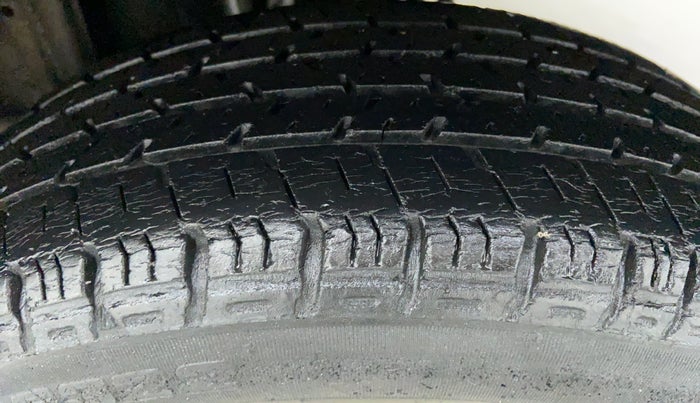 2009 Maruti Zen Estilo VXI, Petrol, Manual, 39,431 km, Left Rear Tyre Tread