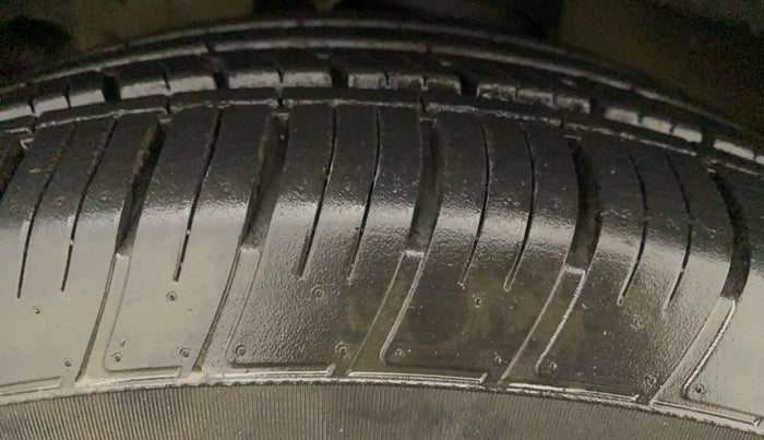 2022 Mahindra Scorpio S11 2WD, Diesel, Manual, 5,705 km, Left Rear Tyre Tread