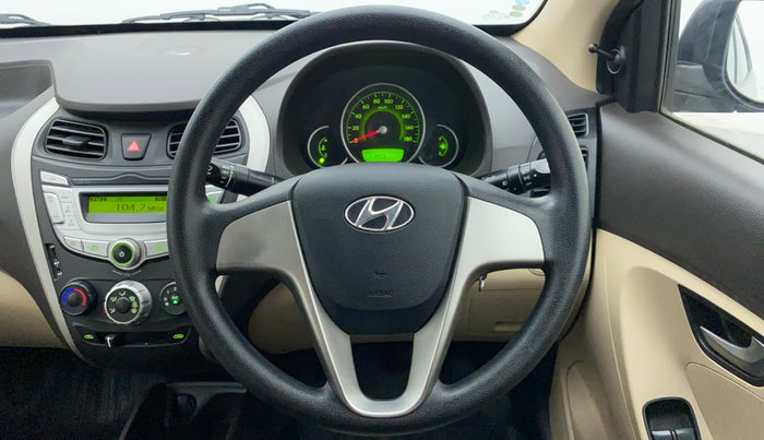 2016 Hyundai Eon SPORTZ, Petrol, Manual, 21,953 km, Steering Wheel Close Up