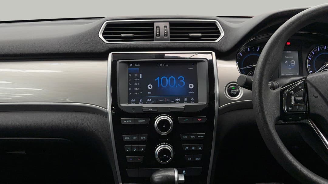 2020 Haval H2 Premium 2WD, Automatic, 62093 km, Center Console