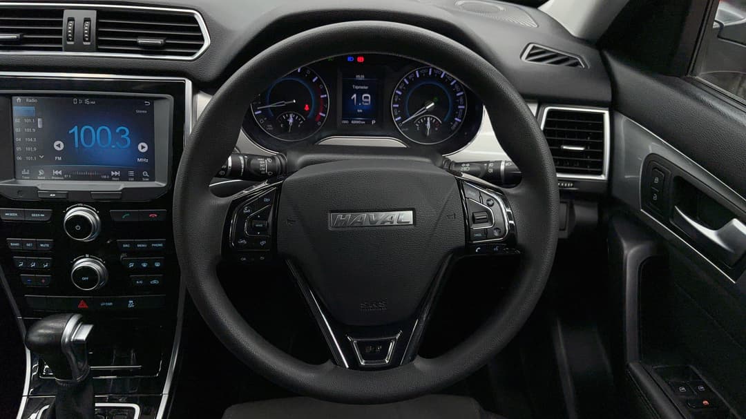 2020 Haval H2 Premium 2WD, Automatic, 62093 km, Steering Wheel Close-up