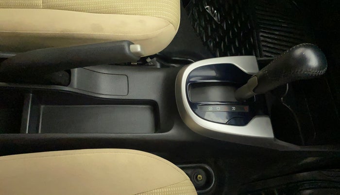 2015 Honda Jazz 1.2L I-VTEC V AT, Petrol, Automatic, 12,854 km, Gear Lever