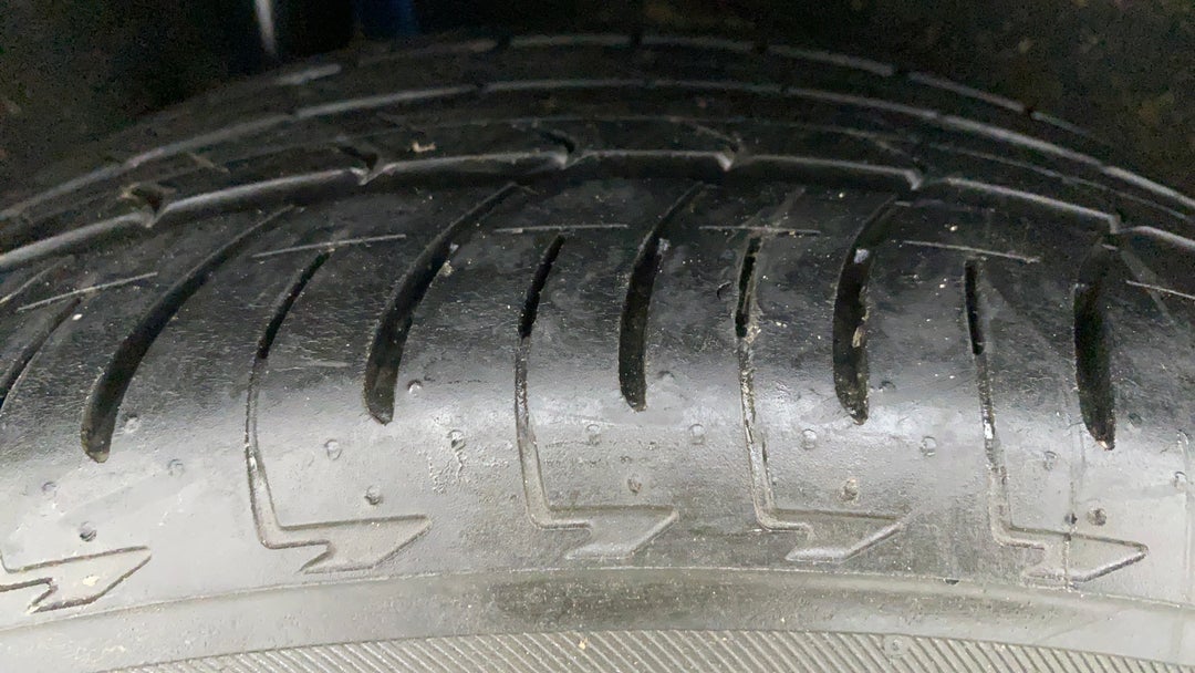 Right Rear Tyre Tread