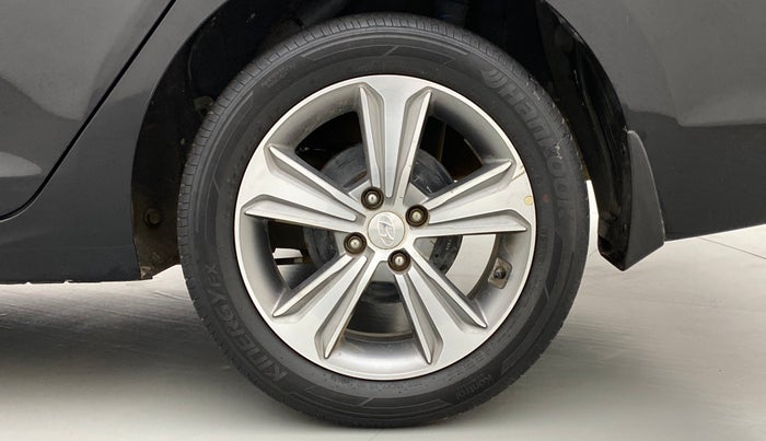 2018 Hyundai Verna 1.6 VTVT SX (O) AT, Petrol, Automatic, 27,507 km, Left Rear Wheel