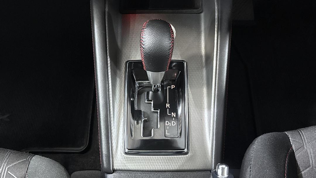 2023 Mitsubishi ASX Mr (2WD), Automatic, 16835 km, Gear Lever 