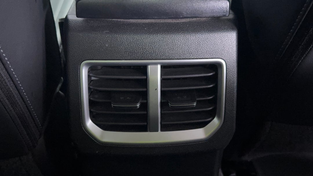 Rear A/C Vent