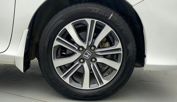 2017 Honda City V MT PETROL, Petrol, Manual, Right Front Wheel