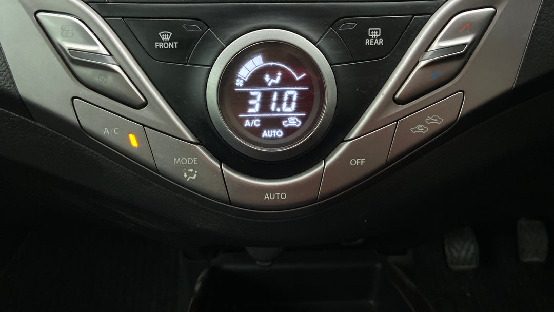 Automatic Climate Control 