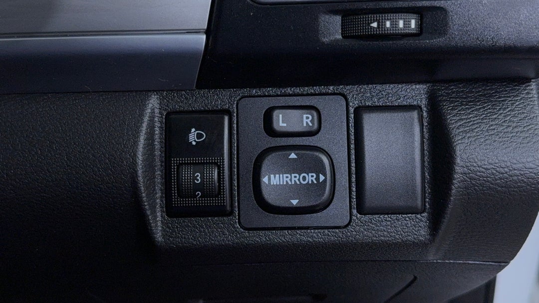 2018 Haval H2 Premium (4x2), Automatic, 103954 km, Utility Switches/Buttons