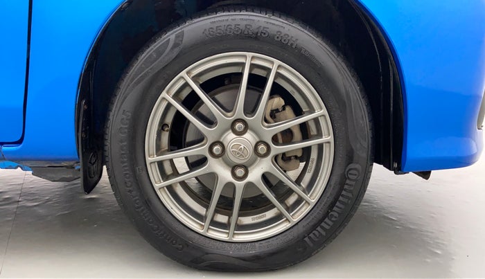 2016 Toyota Etios Liva D-4D VXD, Diesel, Manual, 62,546 km, Right Front Wheel