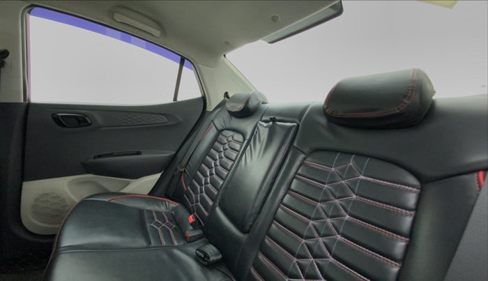 2020 Hyundai AURA S 1.2 CNG, CNG, Manual, 28,942 km, Right Side Rear Door Cabin