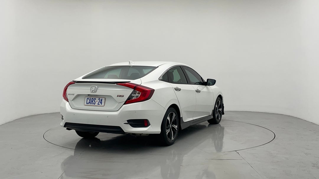 Right Back Diagonal (45- Degree) View