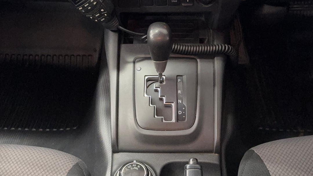 2019 Mitsubishi Triton Glx Adas (4x4), Automatic, 127952 km, Gear Lever 