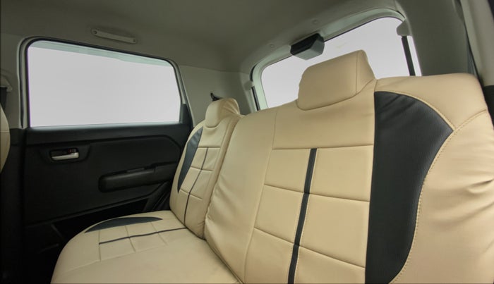 2020 Maruti New Wagon-R VXI 1.0, Petrol, Manual, 52,181 km, Right Side Rear Door Cabin
