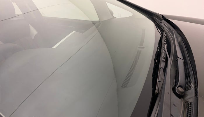 2017 Honda WR-V 1.2L I-VTEC VX MT, Petrol, Manual, 42,492 km, Front windshield - Minor spot on windshield