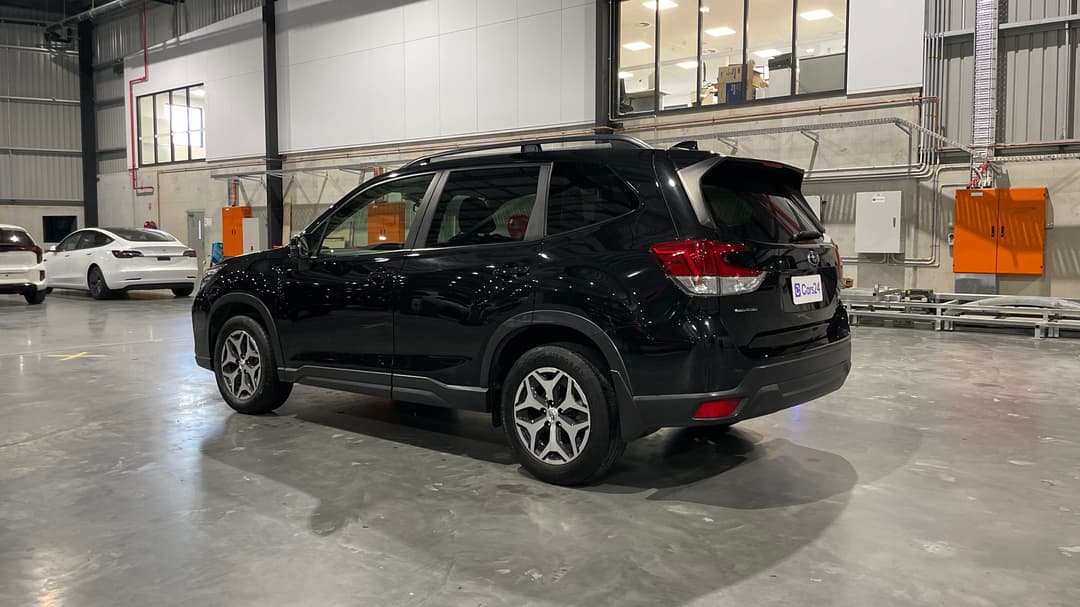 2018 Subaru Forester 2.5i (AWD), Automatic, 107860 km, Left Back Diagonal (45- Degree) View