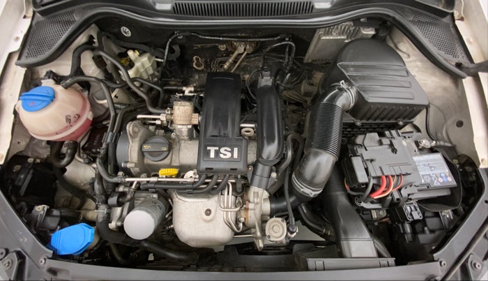 2015 Volkswagen Polo GT TSI 1.2 PETROL AT, Petrol, Automatic, 79,406 km, Open Bonet