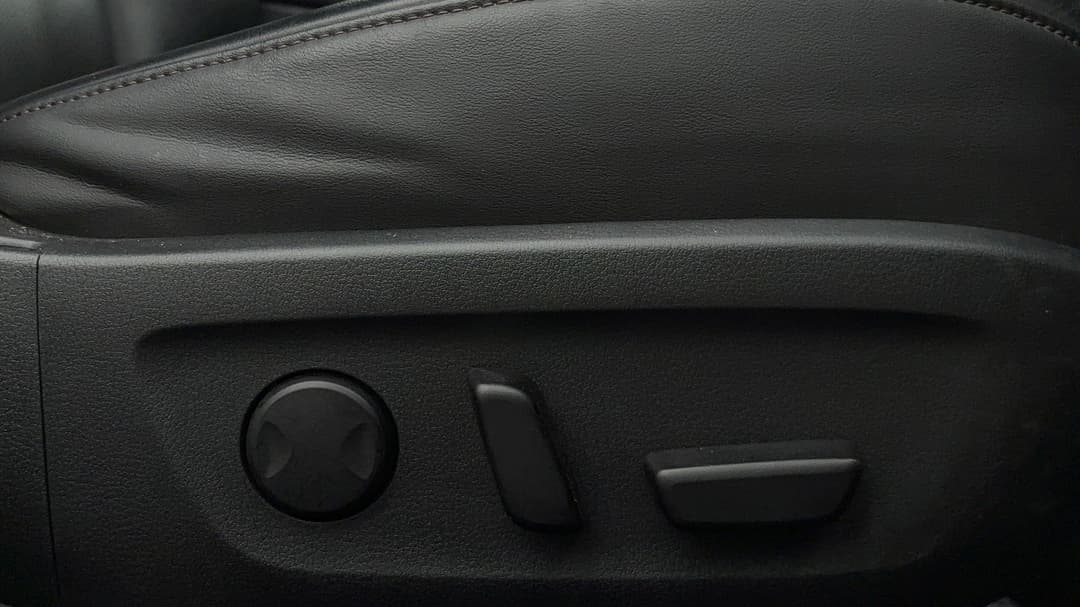 2019 Mazda 3 G25 Gt, Automatic, 49131 km, Drivers Side Adjustment Panel