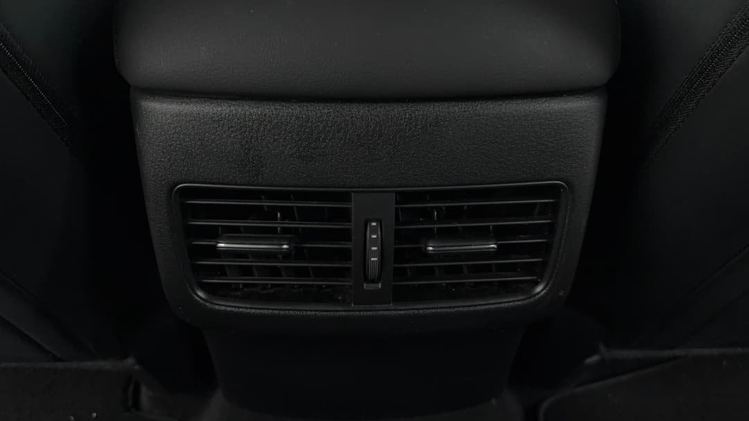 2019 Mazda 3 G25 Gt, Automatic, 49131 km, Rear A/C Vent