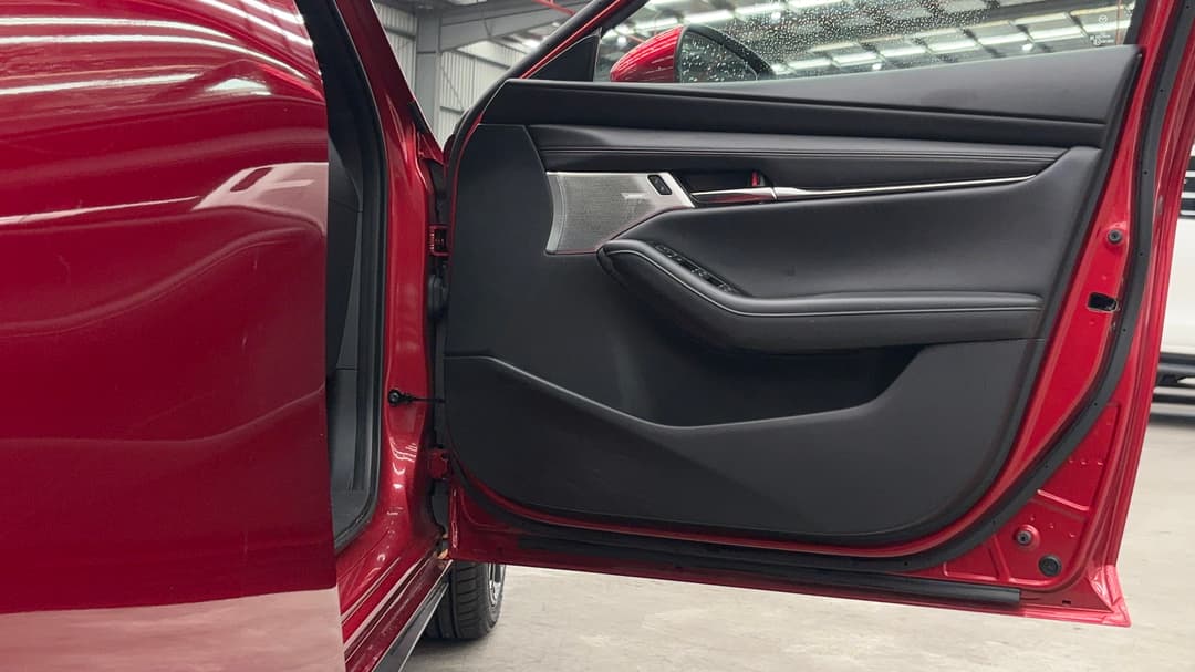 2019 Mazda 3 G25 Gt, Automatic, 49131 km, Speaker View