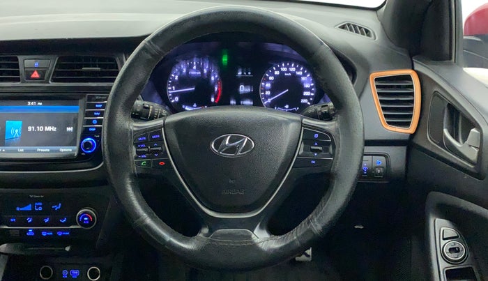 2015 Hyundai i20 Active 1.2 SX, Petrol, Manual, 1,13,998 km, Steering Wheel Close Up